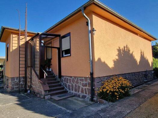 Einfamilienhaus zum Kauf 160.000 € 4 Zimmer 100 m² 2.535 m² Grundstück Finsterwalde 03238