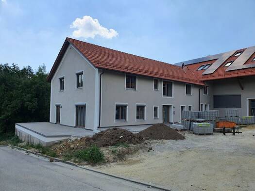 Reihenhaus zur Miete - Erstbezug 3.170 € 7 Zimmer frei ab sofort Rafolding Bodenkirchen 84155