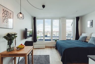 Wohnung zur Miete Wohnen auf Zeit 1.712 € 1 Zimmer 30 m² frei ab sofort Schwedter Straße Prenzlauer Berg Berlin 10435