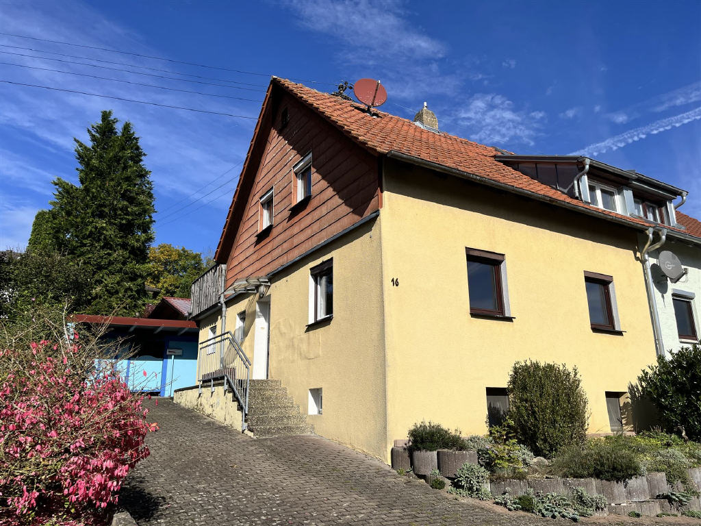 Haus zum Kauf 210.000 € 7 Zimmer 149 m²<br/>Wohnfläche 525 m²<br/>Grundstück Königheim Königheim 97953