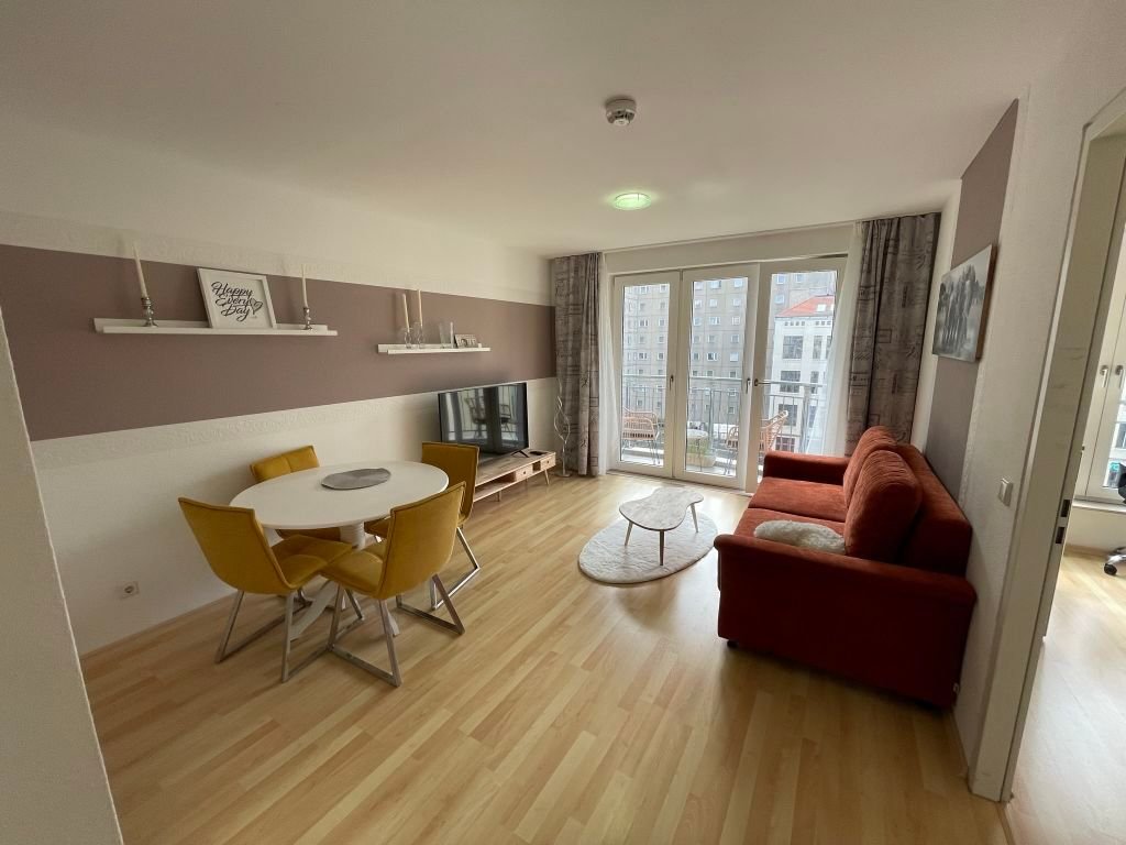 Wohnung zur Miete Wohnen auf Zeit 2.999 € 3 Zimmer 65 m²<br/>Wohnfläche 21.04.2025<br/>Verfügbarkeit Kleine Alexanderstraße Mitte Berlin 10178