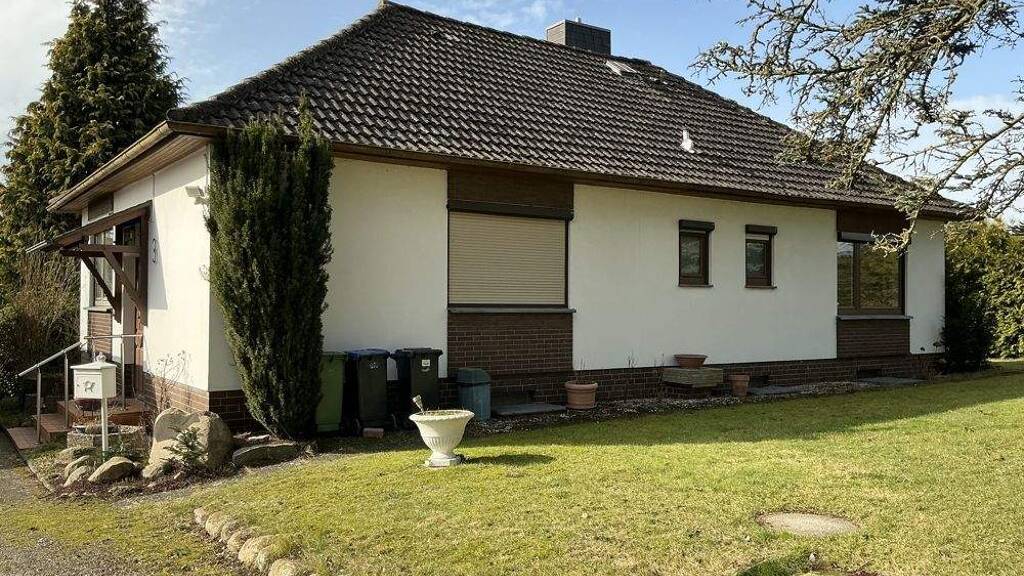 Bungalow zum Kauf 280.000 € 3 Zimmer 94,1 m² 1.075 m² Grundstück Steinhude Hagenburg / Altenhagen 31558