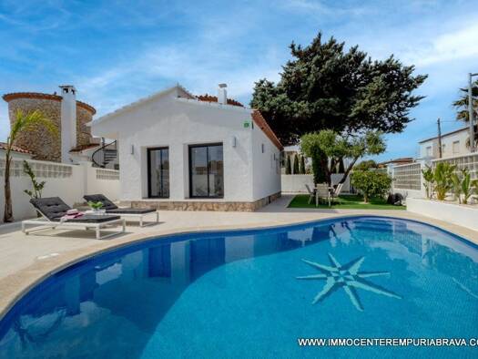Haus zum Kauf 630.000 € Empuriabrava 17487