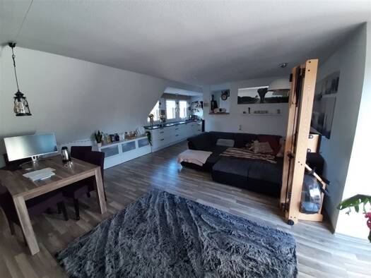 Wohnung zur Miete 950 € 3,5 Zimmer 82,8 m² 2. Geschoss Löttringhauser Straße 23 Hombruch Hombruch 44225