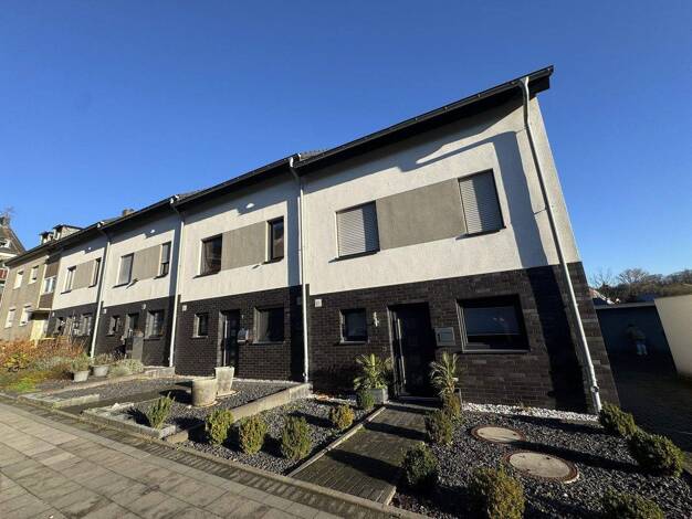 Reihenmittelhaus zur Miete 1.800 € 8 Zimmer 144 m² 143 m² Grundstück frei ab 01.02.2026 Blankertzstraße 9 Odenkirchen Mönchengladbach 41199