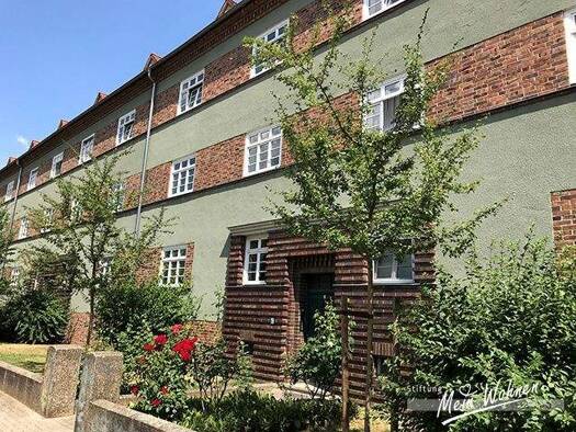 Wohnung zur Miete 400 € 2 Zimmer 49,7 m² frei ab 01.04.2026 Carl-Schurz-Str. 1 Damaschkestraße Halle 06130