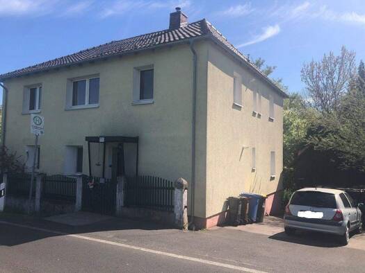 Haus zum Kauf 159.000 € 7 Zimmer 164 m² 430 m² Grundstück frei ab sofort Bischofsheim Bischofsheim a.d.Rhön 97653