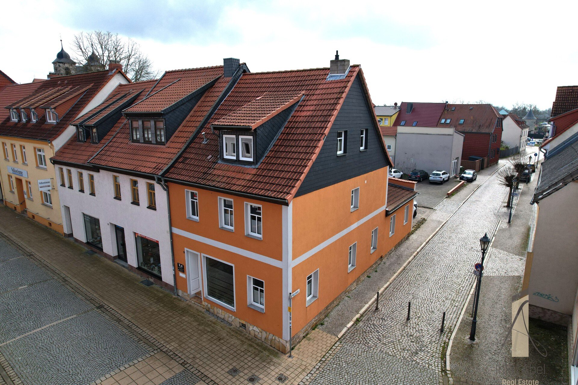 Reihenendhaus zum Kauf 159.000 € 8,5 Zimmer 189,2 m²<br/>Wohnfläche 226 m²<br/>Grundstück Oschersleben Oschersleben 39387