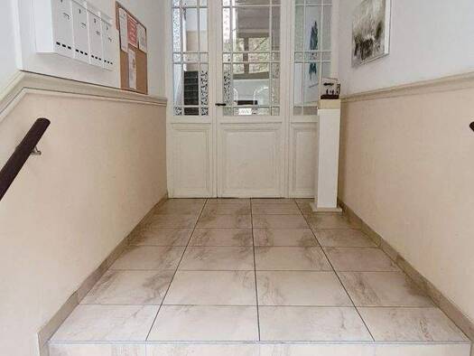 Wohnung zur Miete 800 € 3 Zimmer 72 m² 3. Geschoss frei ab sofort Adelheidstraße 80 Wiesbaden 65187