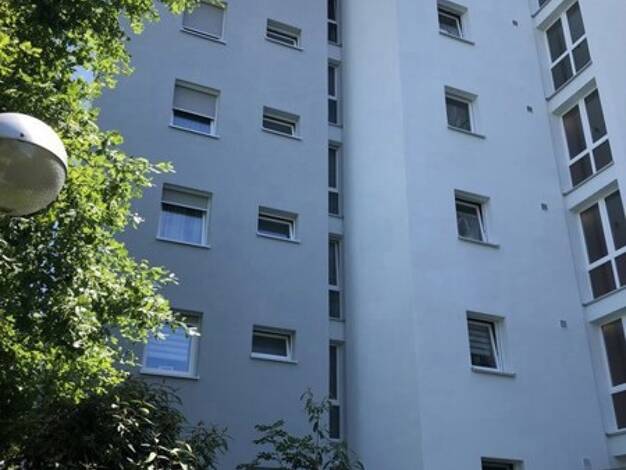 Wohnung zur Miete nur mit Wohnberechtigungsschein 833 € 3,5 Zimmer 76 m² 3. Geschoss frei ab 23.08.2025 Hochvogelstr. 30 Biberach Biberach 88400