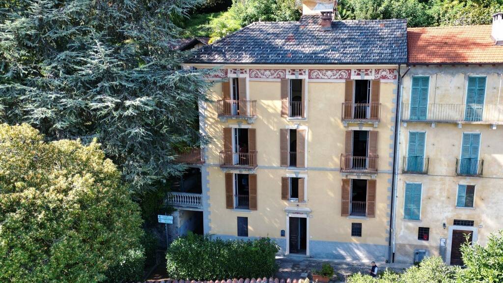 Villa zum Kauf 850.000 € 10 Zimmer 438 m² 1.360 m² Grundstück frei ab sofort Oggebbio