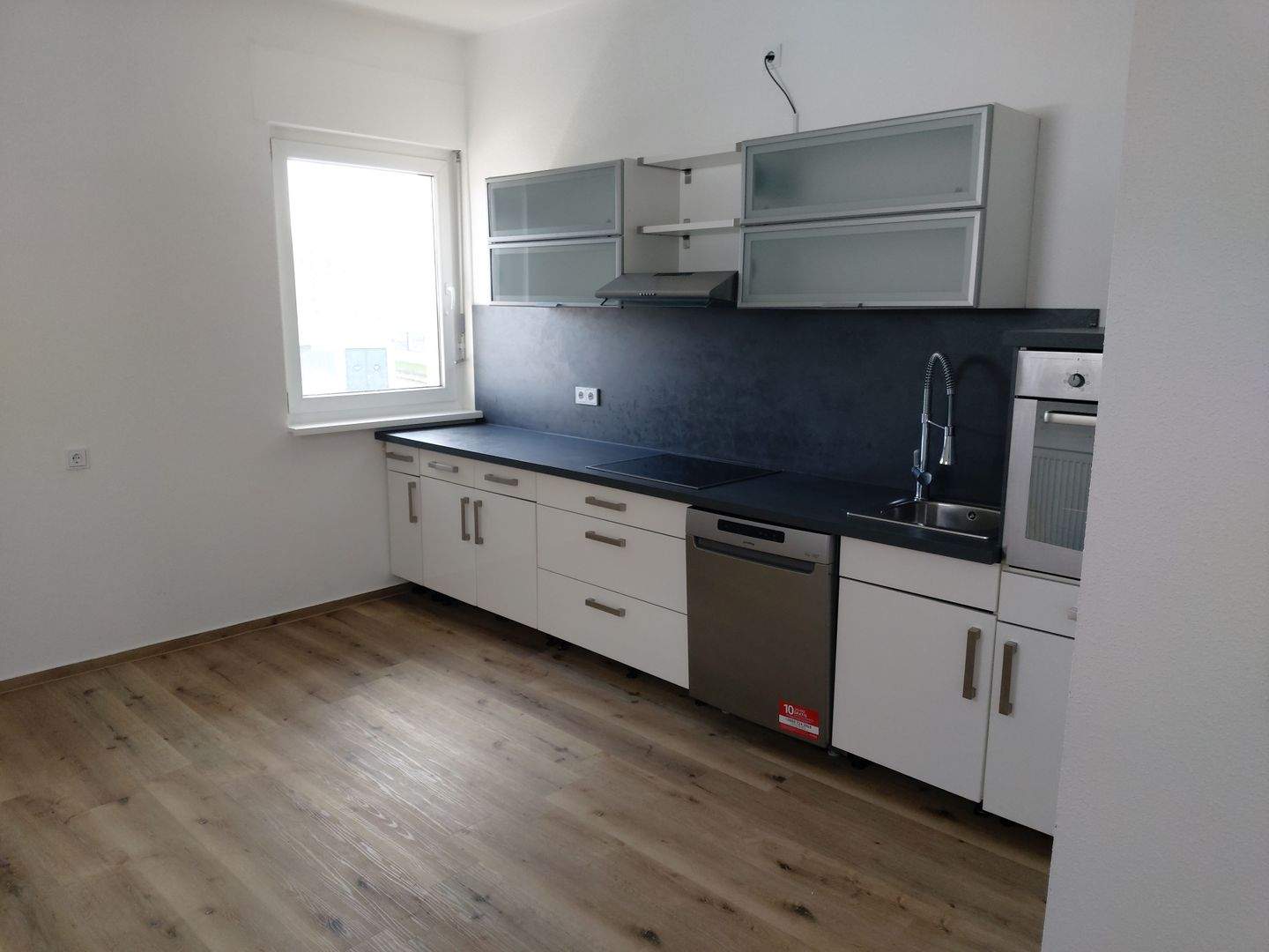 Immobilie in Karlsbad - 2- Familienhaus auf absolutem Neubaustandard mit gewerblich bebaubarem Grundstück - Bild 3