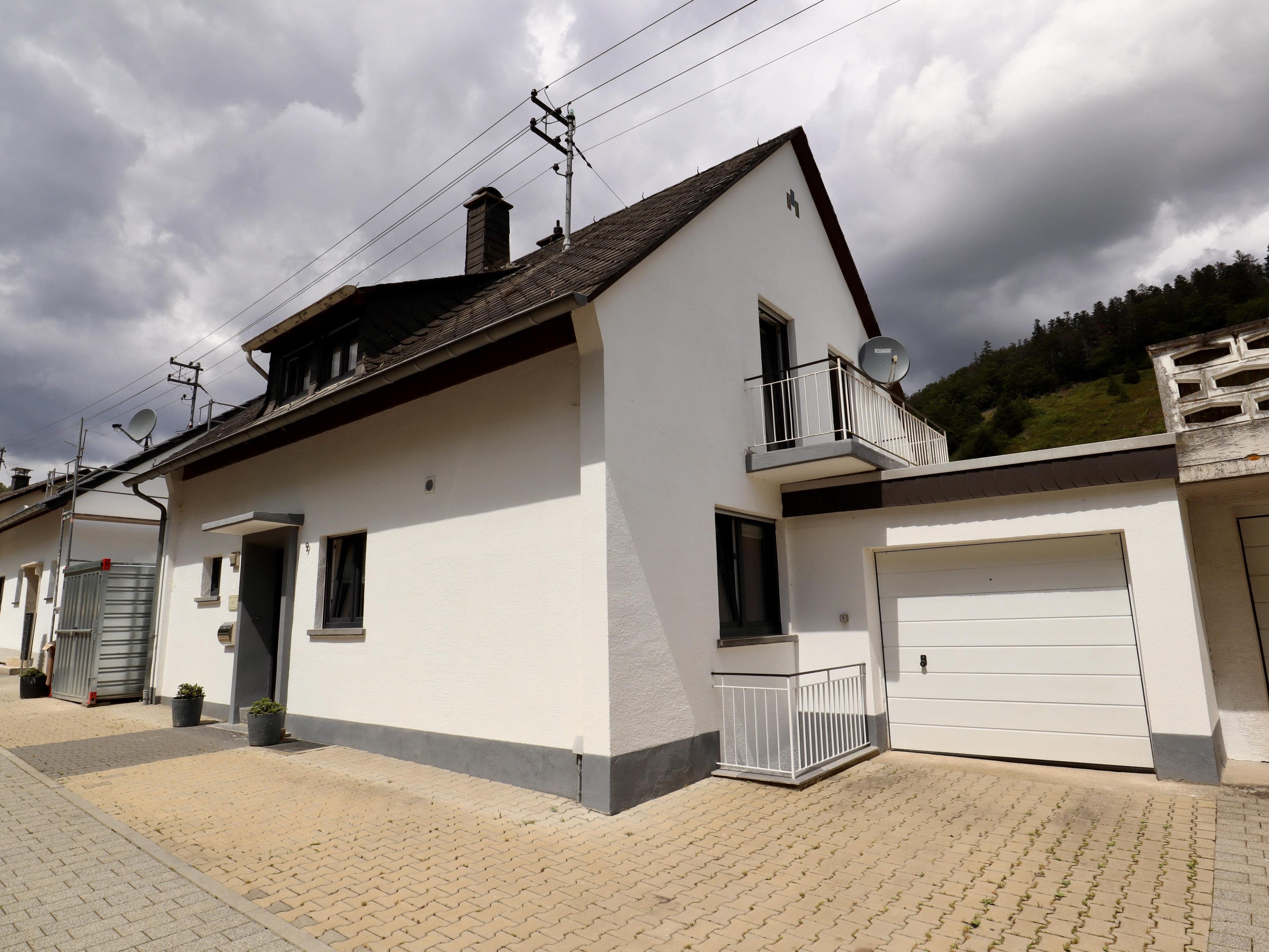 Einfamilienhaus zum Kauf 245.000 € 6 Zimmer 171 m²<br/>Wohnfläche 382 m²<br/>Grundstück Zell Zell 56856