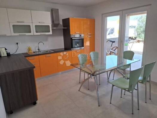 Haus zum Kauf 630.000 € 9 Zimmer 300 m² Banj, Pasman Zdrelac, Banj