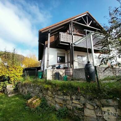 Mehrfamilienhaus zum Kauf 382.000 € 7 Zimmer 210 m² 490 m² Grundstück Grimmelshofen Stühlingen 79780