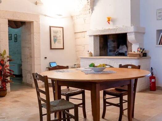 Haus zum Kauf 2.200.000 € 1.500 m² Ostuni 72017