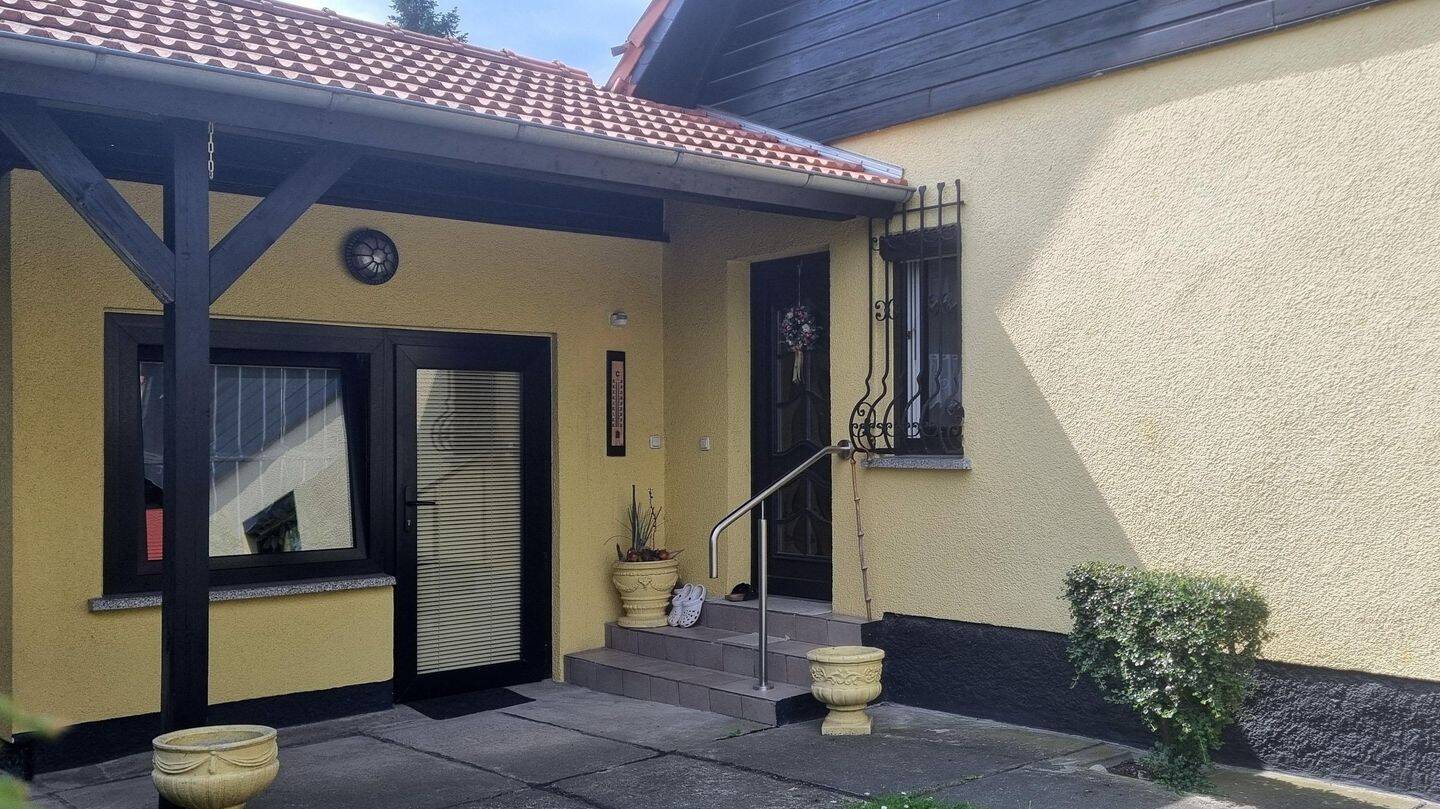 Property thumbnail 12