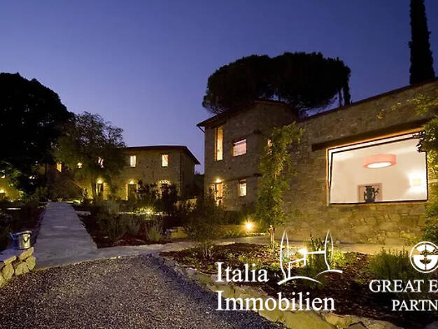 Bauernhaus zum Kauf 2.380.000 € 20 Zimmer 747 m² 14.000 m² Grundstück Passignano Sul Trasimeno 06065