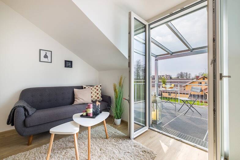 Wohnung zum Kauf 236.900 € 2 Zimmer 49,3 m² Dachgeschoss frei ab 01.08.2025 Oberachdorf Wörth a.d. Donau 93086