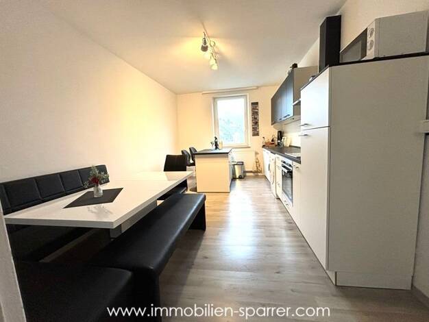 Wohnung zur Miete 690 € 2 Zimmer 80 m² frei ab sofort Weiden Weiden in der Oberpfalz 92637