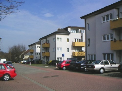 Wohnung zur Miete 440 € 2 Zimmer 45 m²<br/>Wohnfläche 3.<br/>Geschoss ab sofort<br/>Verfügbarkeit Marijampolestraße 24 Hand Bergisch Gladbach 51469