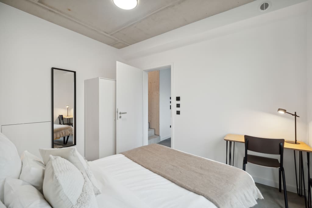 Wohnung zur Miete Wohnen auf Zeit 820 € 6 Zimmer 10,4 m²<br/>Wohnfläche 20.01.2025<br/>Verfügbarkeit Hermannstraße 14 Neukölln Berlin 12049