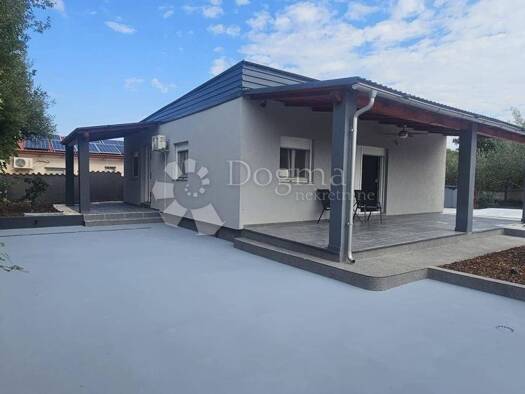 Einfamilienhaus zum Kauf 390.000 € 5 Zimmer 88 m² Peroj, Vodnjan Vodnjan 52215