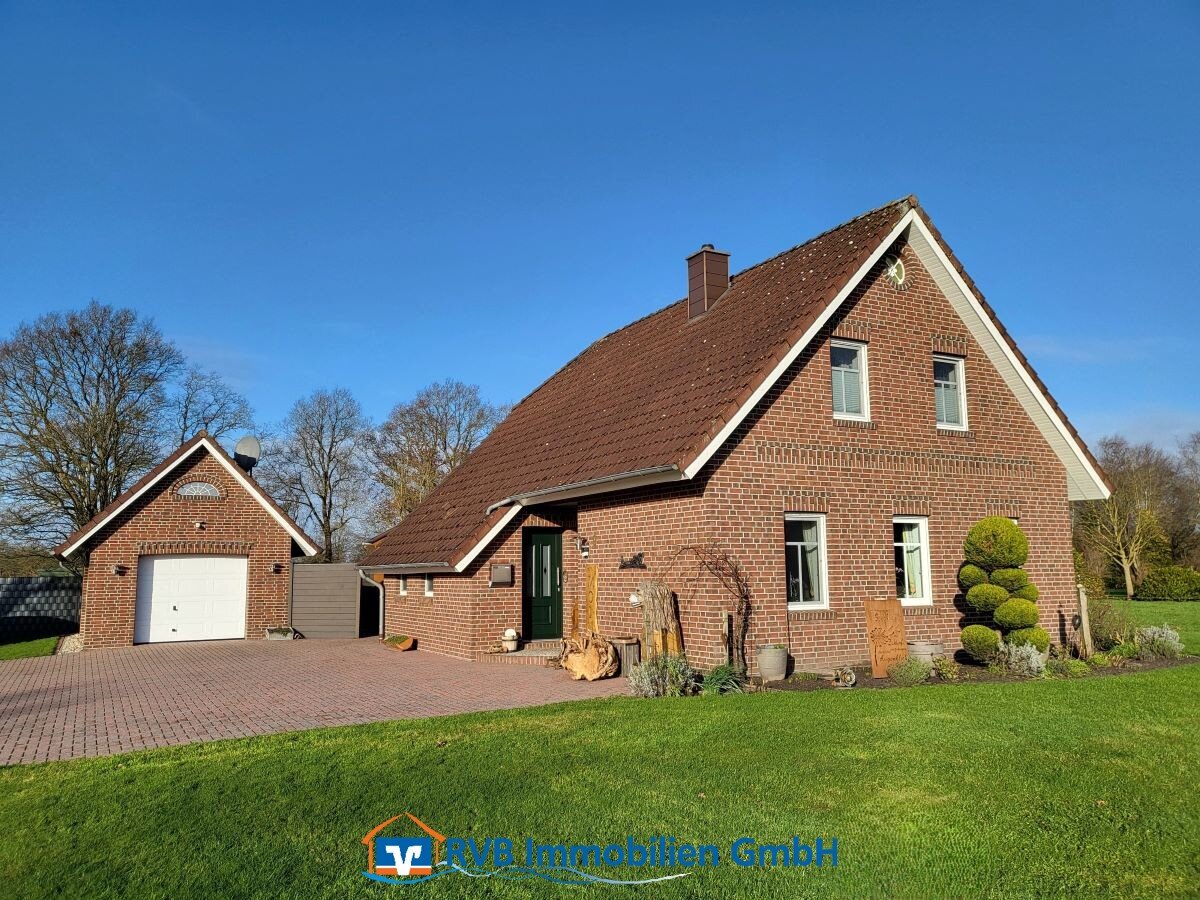 Einfamilienhaus zum Kauf 329.000 € 4 Zimmer 106,5 m²<br/>Wohnfläche 1.779 m²<br/>Grundstück Klein-Remels Uplengen 26670