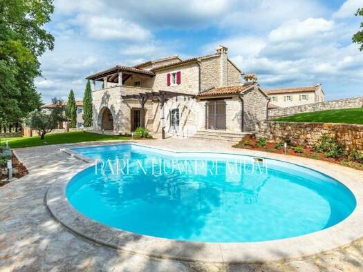 Haus zum Kauf 950.000 € 280 m² 1.120 m² Grundstück Poreč