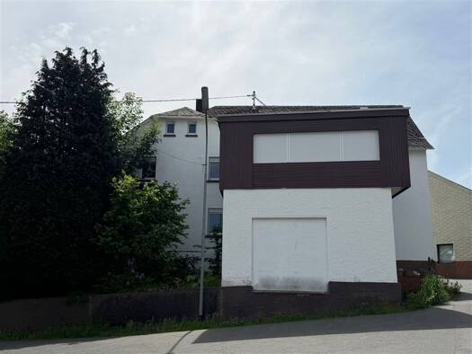 Einfamilienhaus zum Kauf 280.000 € 8 Zimmer 310 m² 750 m² Grundstück frei ab sofort Alpenrod Alpenrod 57642