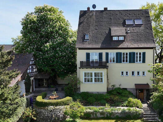 Villa zum Kauf provisionsfrei 1.475.000 € 9 Zimmer 280 m² 5.000 m² Grundstück Cadolzburg Cadolzburg 90556