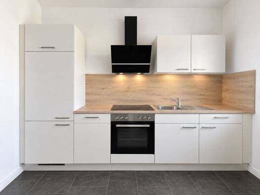 Wohnung zur Miete 1.029 € 4 Zimmer 100 m² Geschoss 4/5 frei ab sofort Stadtfeld Ost Magdeburg 39108