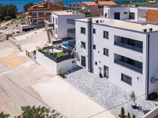 Einfamilienhaus zum Kauf 998.000 € 9 Zimmer 360 m² Medulin Medulin 52203