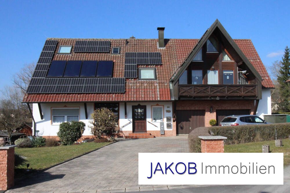 Immobilie in Stadtsteinach - Generationenhaus auf herrlichem Grundstück am Ortsrand Stadtsteinachs - Bild 0