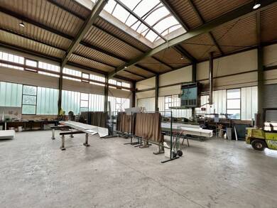 Lagerhalle zur Miete 6,50 € 1.100 m² Lagerfläche Nunbichl Trostberg 83308