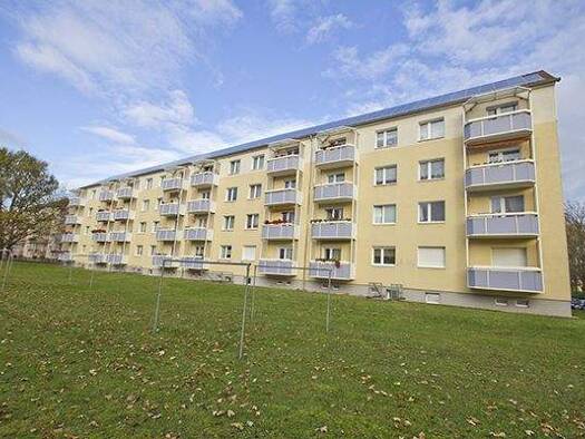 Wohnung zur Miete 466 € 3 Zimmer 58,2 m² 3. Geschoss Philipp-Reis-Str. 16 Landrain Halle (Saale) 06118
