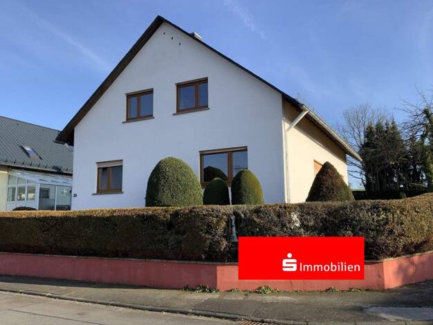 Einfamilienhaus zum Kauf 425.000 € 8 Zimmer 176,7 m² 704 m² Grundstück frei ab sofort Waldgirmes Lahnau 35633