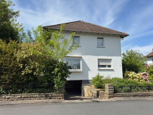 Villa zum Kauf 12 Zimmer 242,7 m² 842 m² Grundstück Eschwege Eschwege 37269