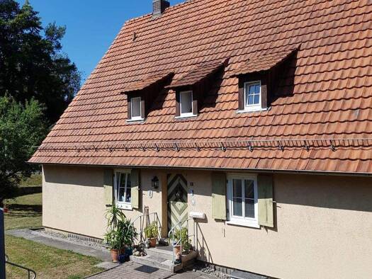Wohnung zur Miete 250 € 2 Zimmer 49 m² frei ab sofort Nentershausen Nentershausen 36214