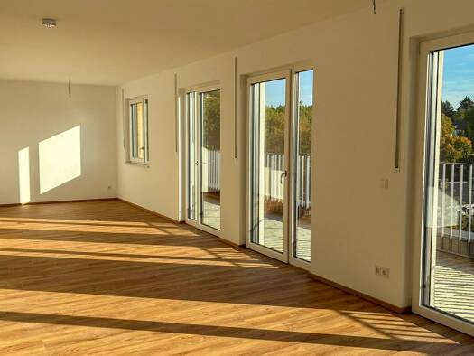 Wohnung zur Miete - Erstbezug 1.390 € 2 Zimmer 86 m² Geschoss 4/5 frei ab sofort Coburg Coburg 96450
