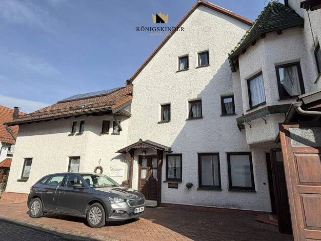 Mehrfamilienhaus zum Kauf 780.000 € 15 Zimmer 197 m² 496 m² Grundstück Dettingen unter Teck 73265