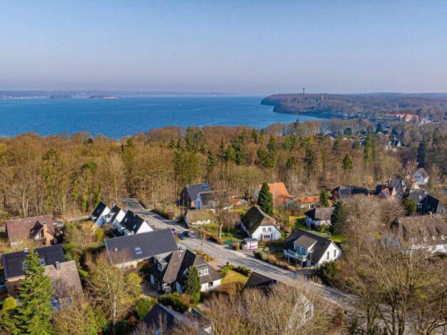Einfamilienhaus zum Kauf 590.000 € 6 Zimmer 170 m² 738 m² Grundstück Mürwik Flensburg 24944