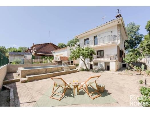 Villa zum Kauf 695.000 € 4 Zimmer 157 m² Sant Cugat del Vallès 08195