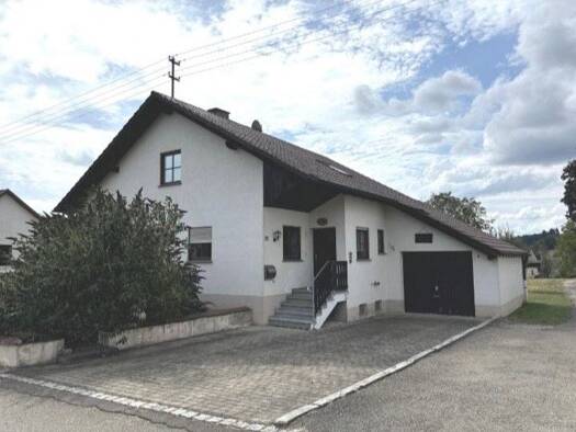 Einfamilienhaus zur Miete 1.250 € 5 Zimmer 145 m² frei ab 01.03.2026 Hornstein Bingen 72511