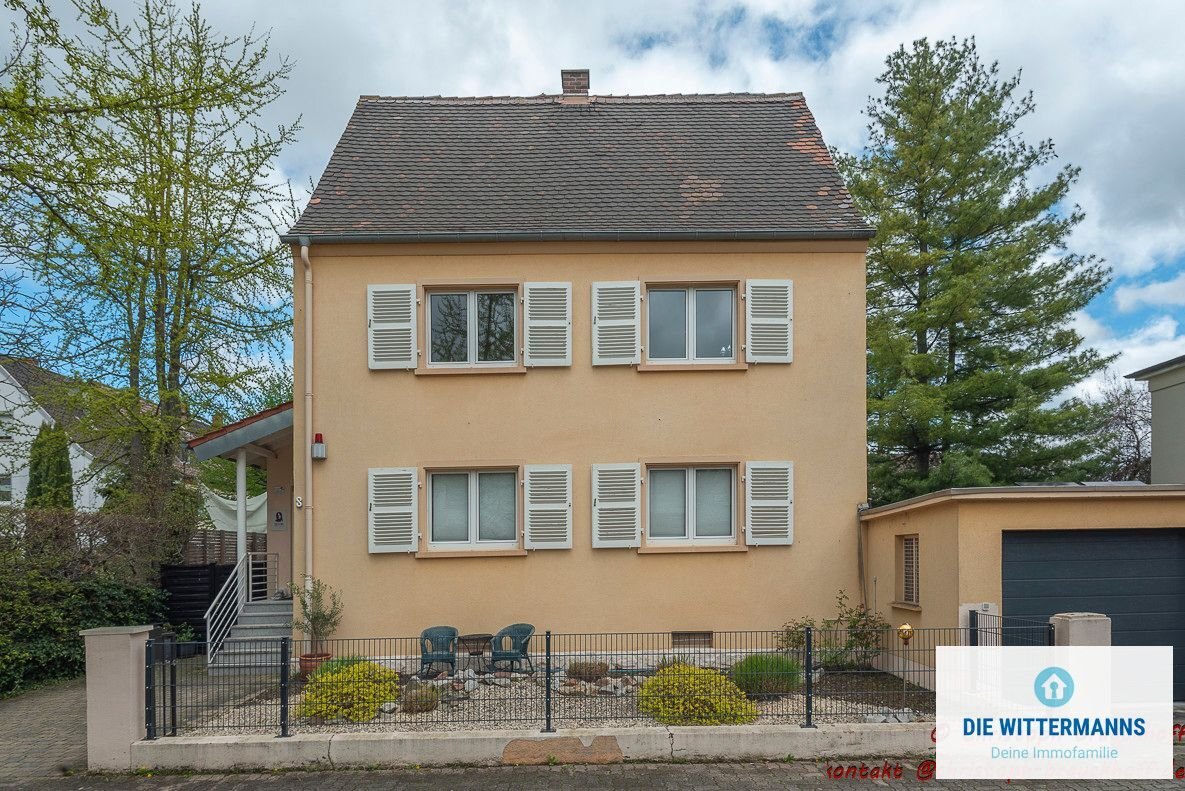 Einfamilienhaus zur Miete 2.400 € 7,5 Zimmer 240 m²<br/>Wohnfläche 630 m²<br/>Grundstück Frankenthal 131 Frankenthal (Pfalz) 67227