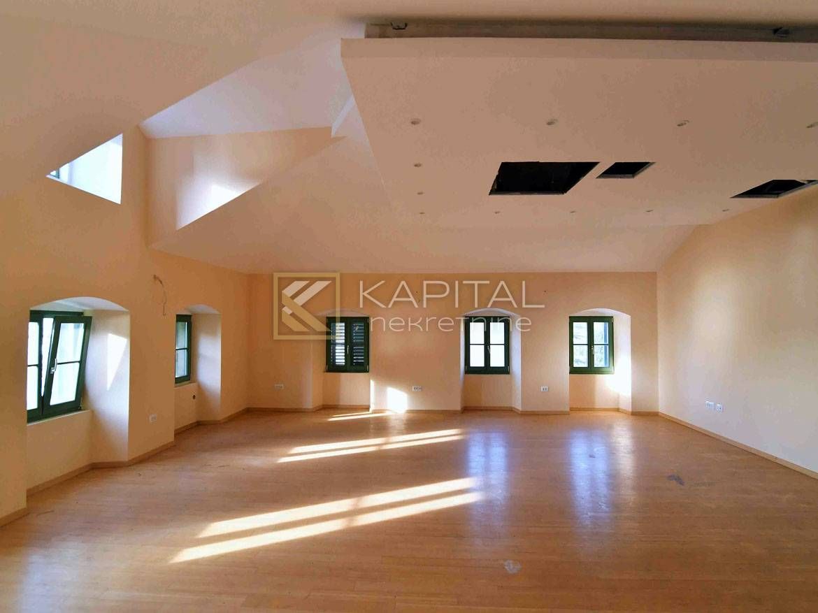 Wohnung zum Kauf 900.000 € 4 Zimmer 180 m²<br/>Wohnfläche 1.<br/>Geschoss Opatija center