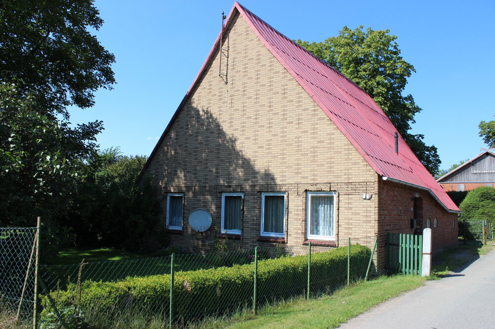 Bauernhaus zum Kauf 299.000 € 2.231 m²<br/>Grundstück Klein Rönnau 23795