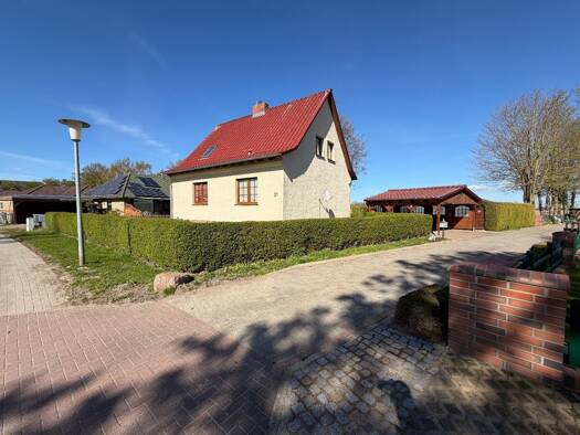 Einfamilienhaus zum Kauf 199.000 € 3 Zimmer 95 m² 948 m² Grundstück Martensdorf Niepars 18442