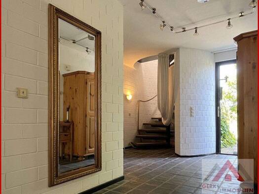 Doppelhaushälfte zum Kauf 279.000 € 4 Zimmer 173,5 m² 1.009 m² Grundstück Oberorke Vöhl 34516