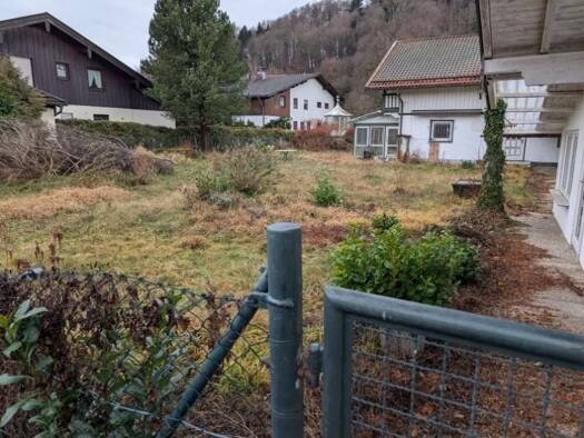 Grundstück zum Kauf 1.183 m² Grundstück Baugenehmigung vorhanden Danzinger Straße 3 Oberheutau Siegsdorf 83313